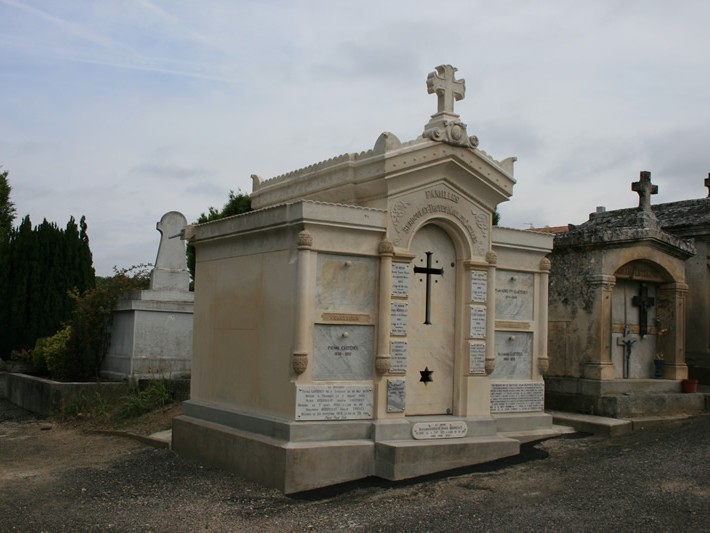 Monument funéraire